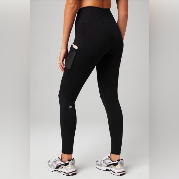 On-The-Go PowerHold® High-Waisted Legging - Picture 4 of 7